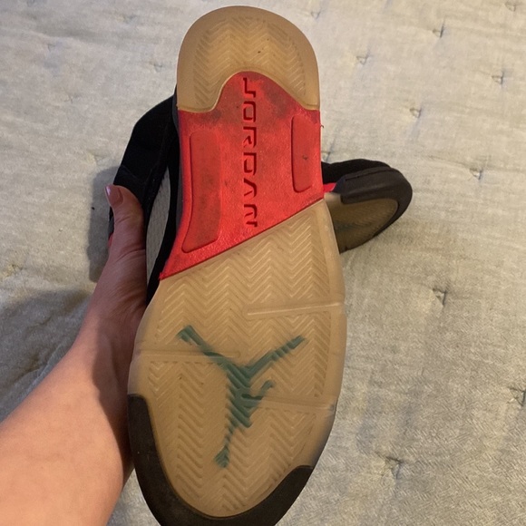 Jordan 5 - Picture 4 of 9